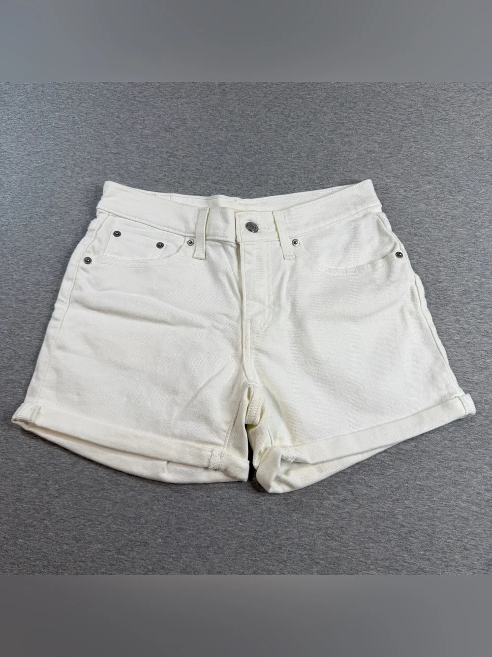 Levi’s Mid Length Denim Shorts Womens 28 White  Cuffed Stretch Jean Shorts